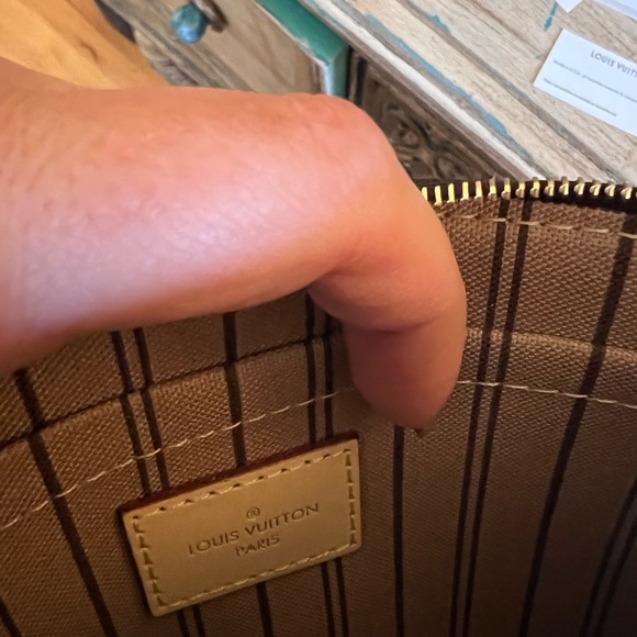Louis Vuitton Neverfull Gm Monogram - Picture 6 of 8